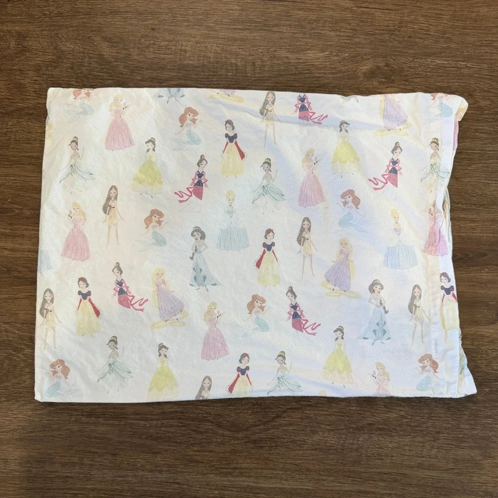 Pottery Barn Kids Twin Disney Princess Mary Blair Organic Cotton Sheet Set White